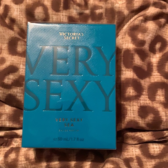 Victoria's Secret Other - Victoria secret very sexy sea 1.7